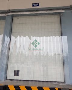 Cửa ngăn lạnh sử dụng rèm nhựa pvc