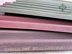 Hàng chín hãng do VLNX Hiệp Thành phân phối trên mép tấm in tên sản phẩm và số lo sản xuất, độ dày tấm