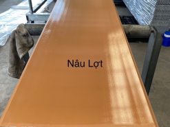 Ván nhựa nâu nhạt bản rộng 33,3cm, chiều dài cắt theo yêu cầu
