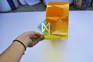 rèm nhựa pvc màu vàng chống côn trùng