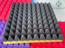 Mút tiêu âm hình kim tự tháp màu đen